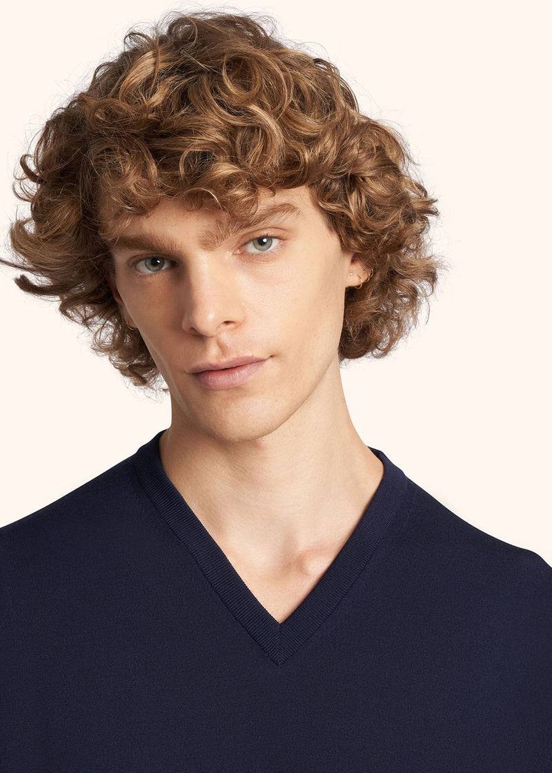 Kiton MAGLIA SCOLLO V LANA UK865K4 Offerta speciale della fabbrica