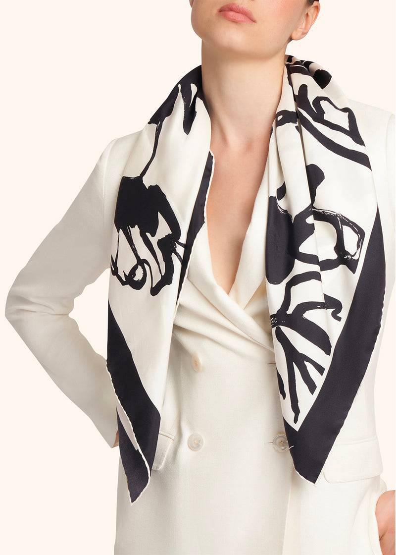 Kiton FOULARD SETA D53754K0949D12 Promozione