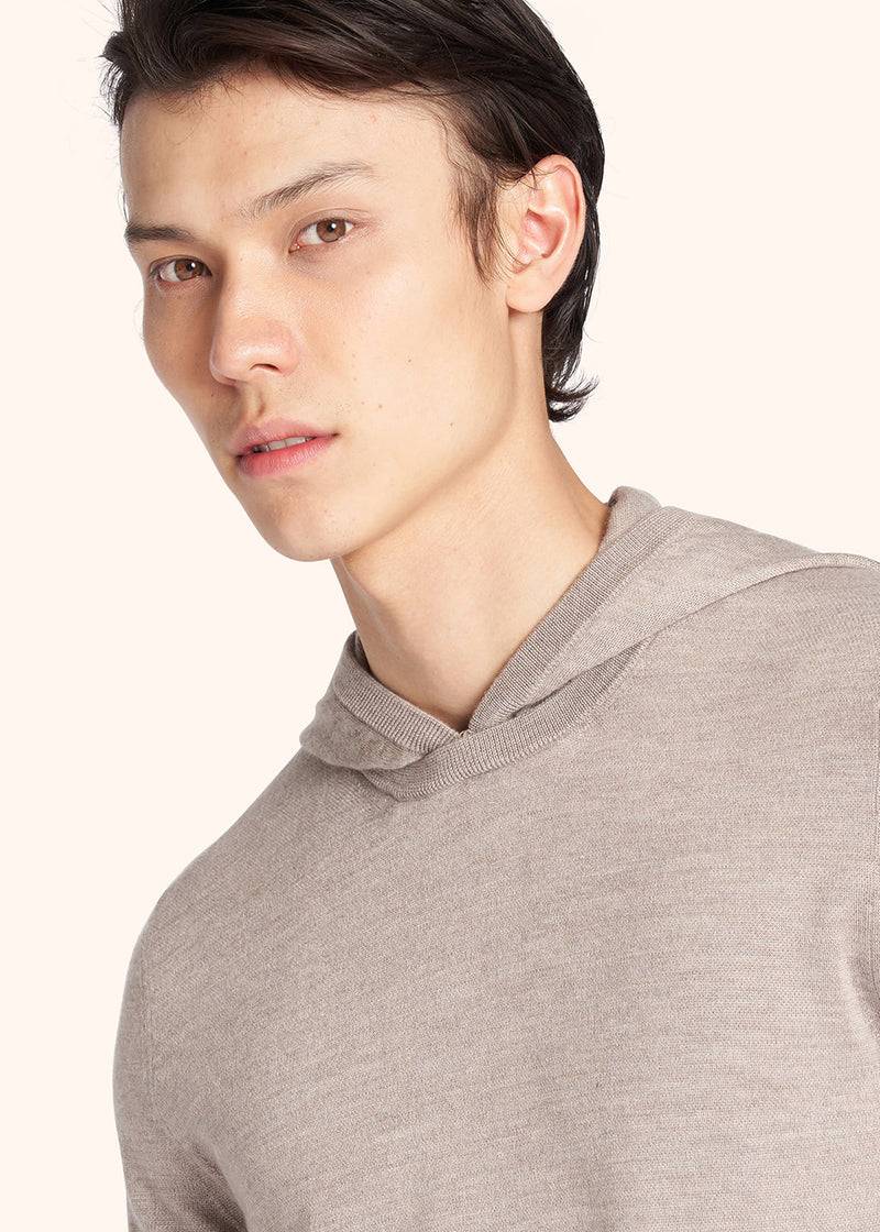Kiton MAGLIA C/CAPPUCCIO CASHMERE UMK025505 Limitato a 3 giorni