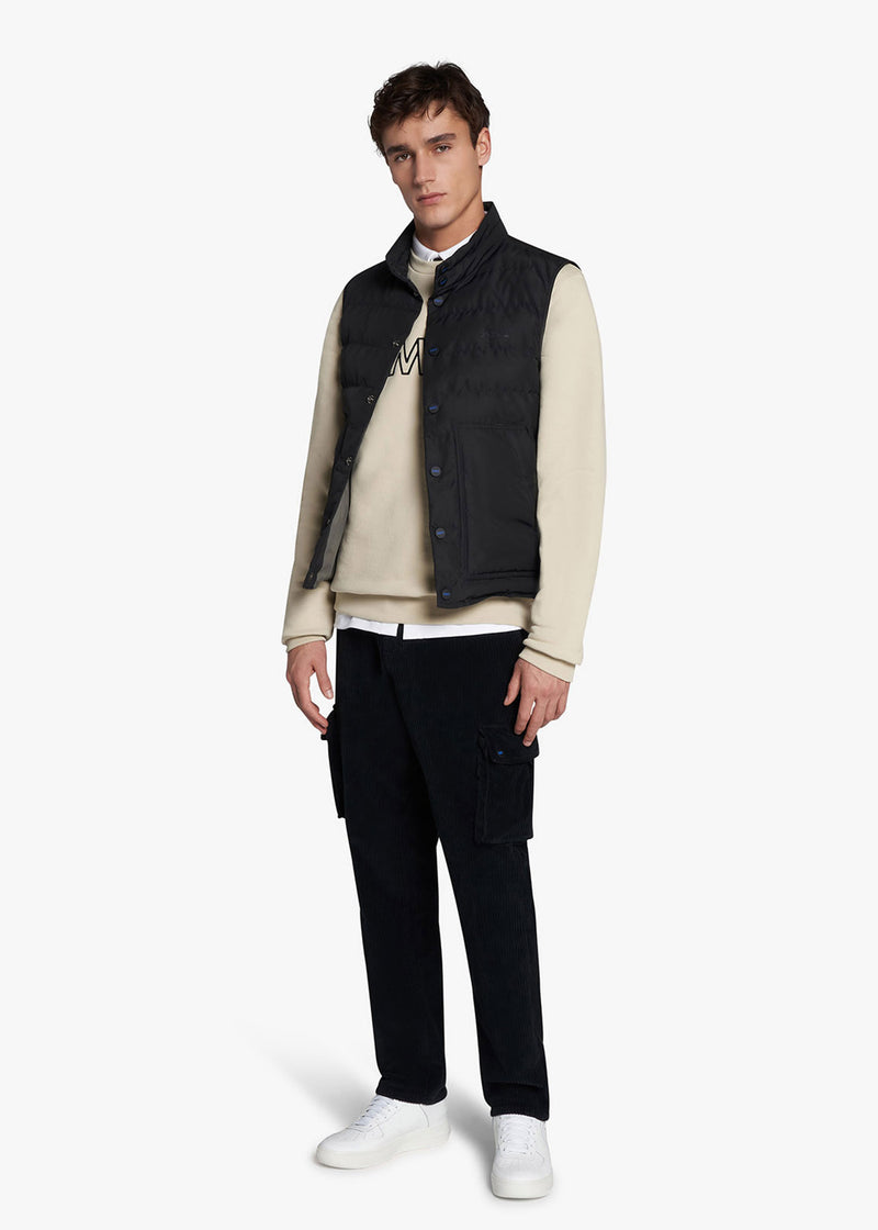 Kiton GIUBBOTTO SMANICATO POLIESTERE UGKN044YC400205 ACQUISTA ORA
