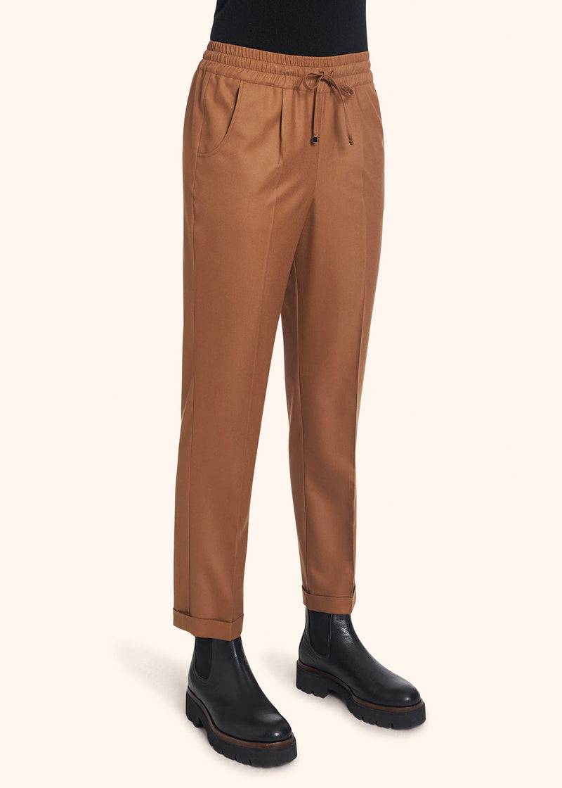 Kiton PANTALONI Lana Vergine D37102K01X4808 Prezzo di fabbrica