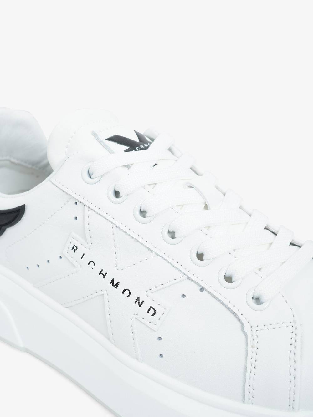 JOHN RICHMOND Sneakers 22203/CP uomo in pelle bianco 50% di sconto con spedizione gratuita