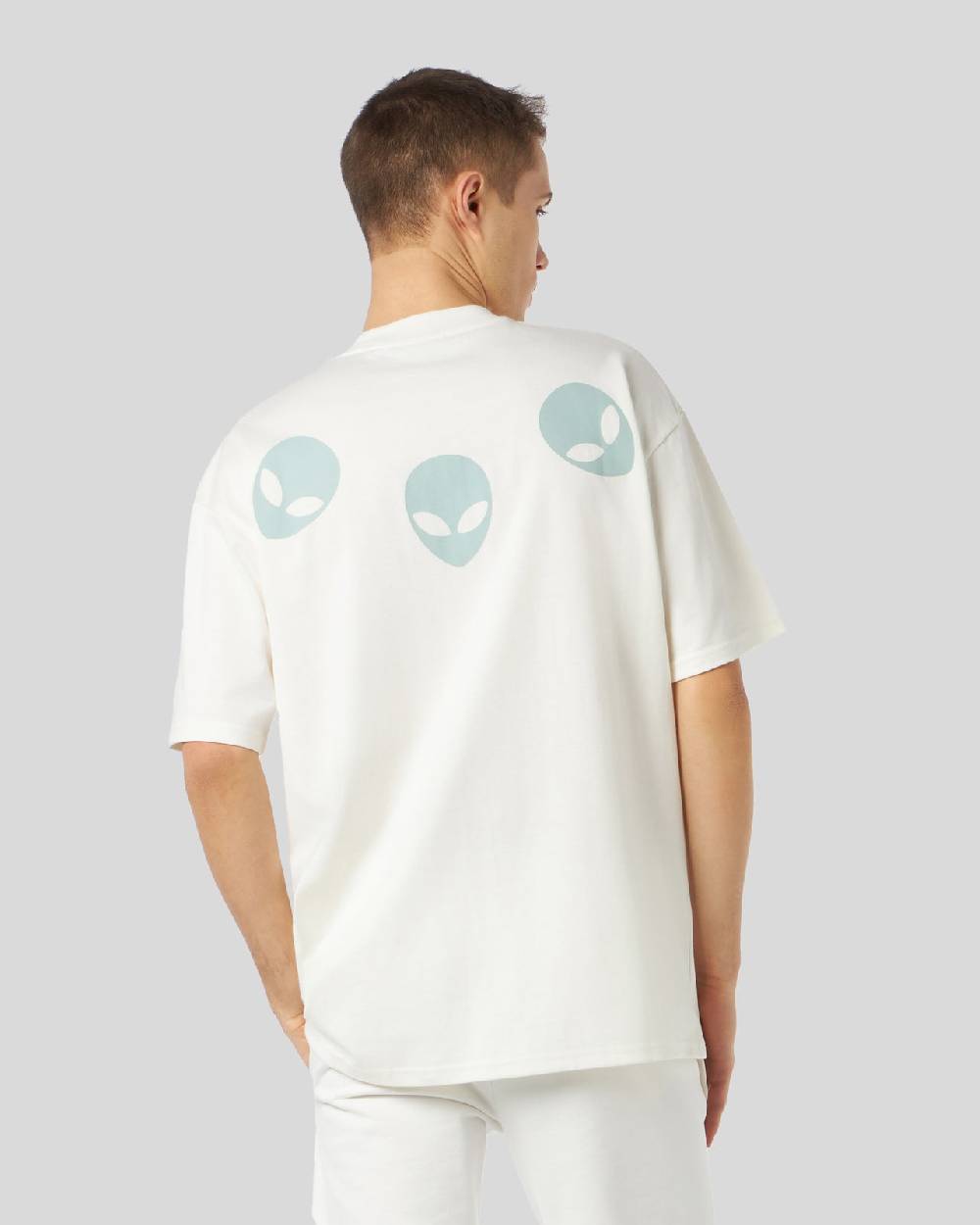 Phobia Archive T-SHIRT BIANCA CON GRAFICA TRIPLE ALIEN FOSFORESCENTE Solo un giorno rimasto