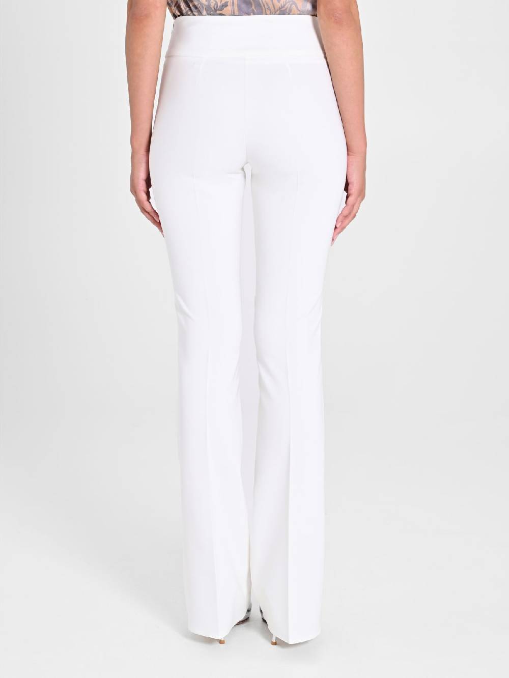 Rinascimento Pantaloni Flared in Tessuto Tecnico Bianco Offerta temporanea