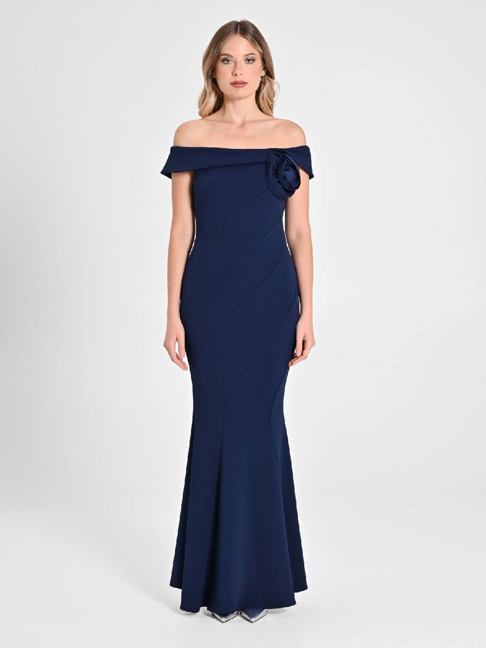 Rinascimento Abito Lungo Off-the-Shoulders In vendita