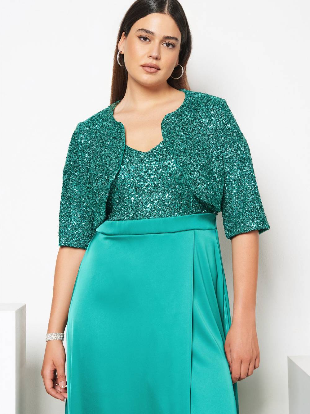 Rinascimento Coprispalle Curvy in Paillettes 50% di sconto con spedizione gratuita