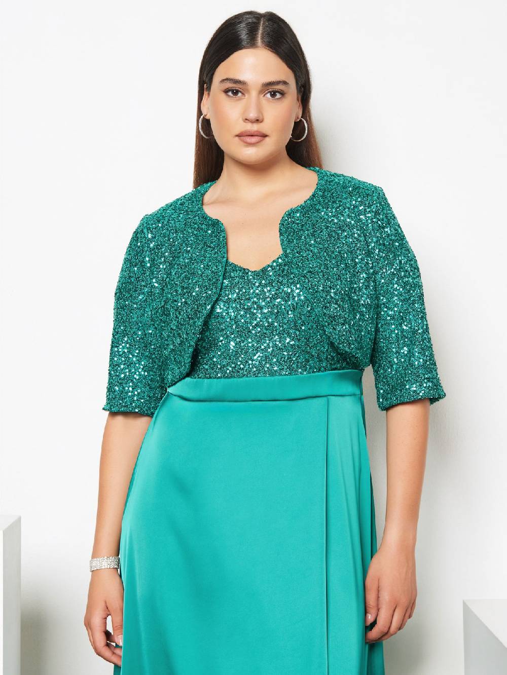 Rinascimento Coprispalle Curvy in Paillettes 50% di sconto con spedizione gratuita