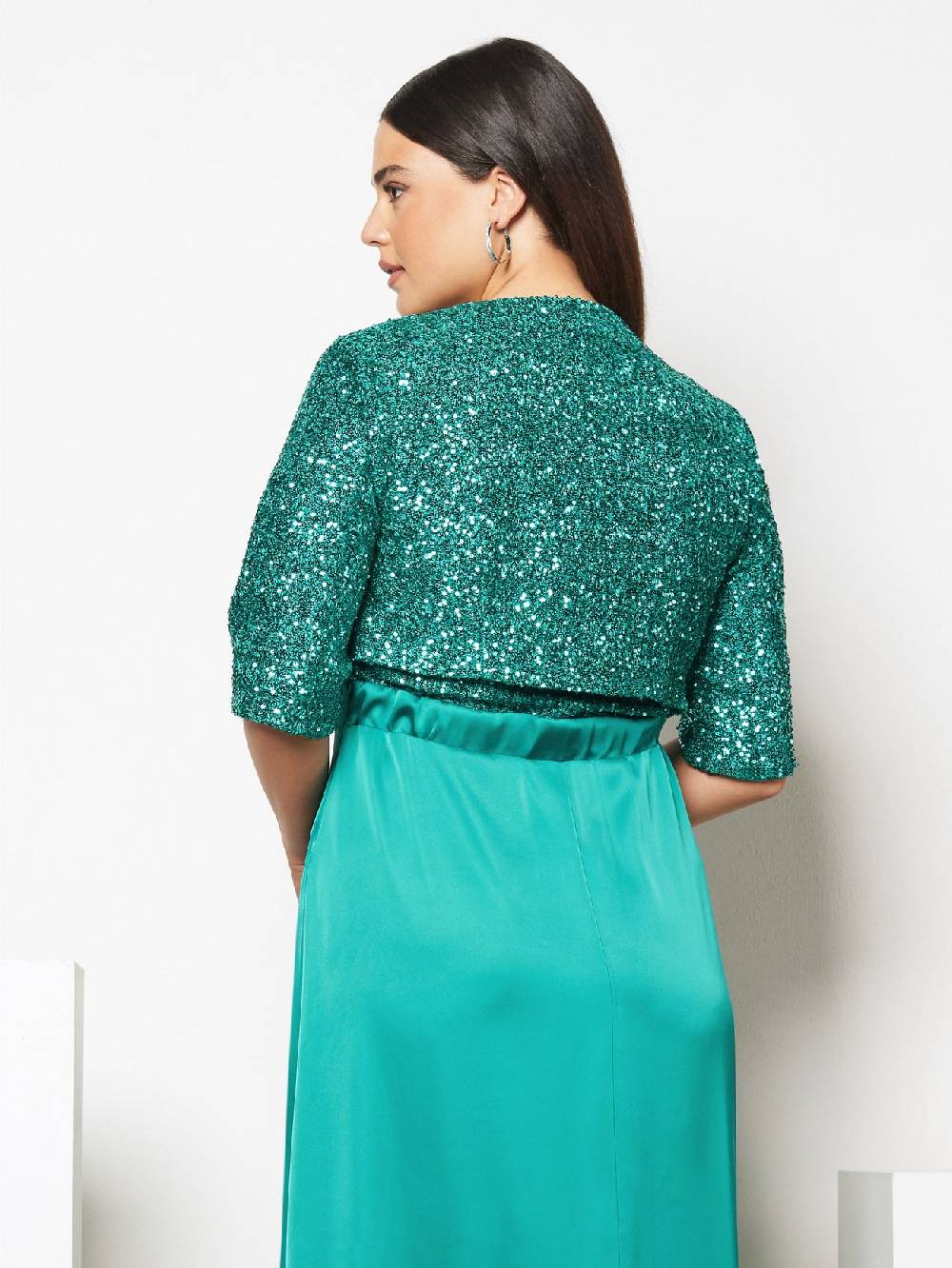 Rinascimento Coprispalle Curvy in Paillettes 50% di sconto con spedizione gratuita