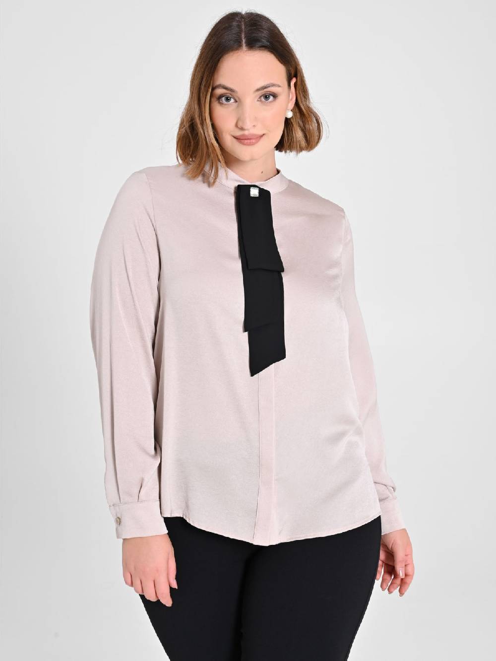Rinascimento Camicia Curvy con Cravattino Removibile In Saldo
