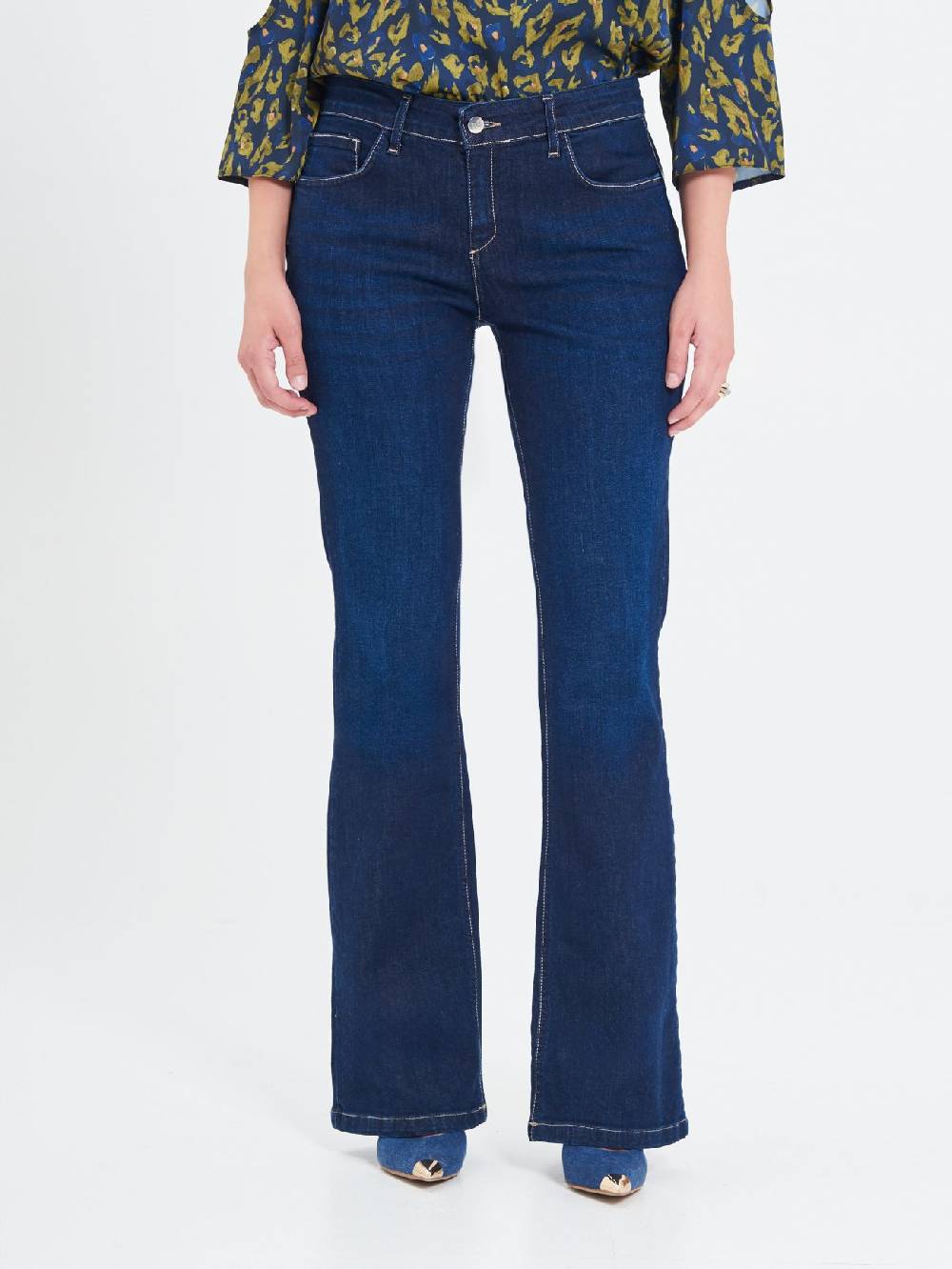 Rinascimento Jeans Curvy a Zampa Offerta temporanea