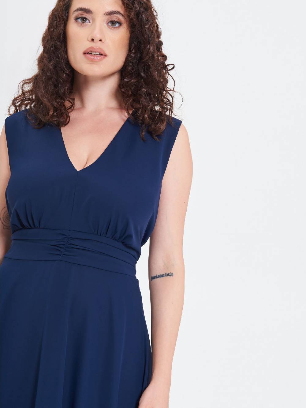 Rinascimento Abito Curvy Lungo Latest stili