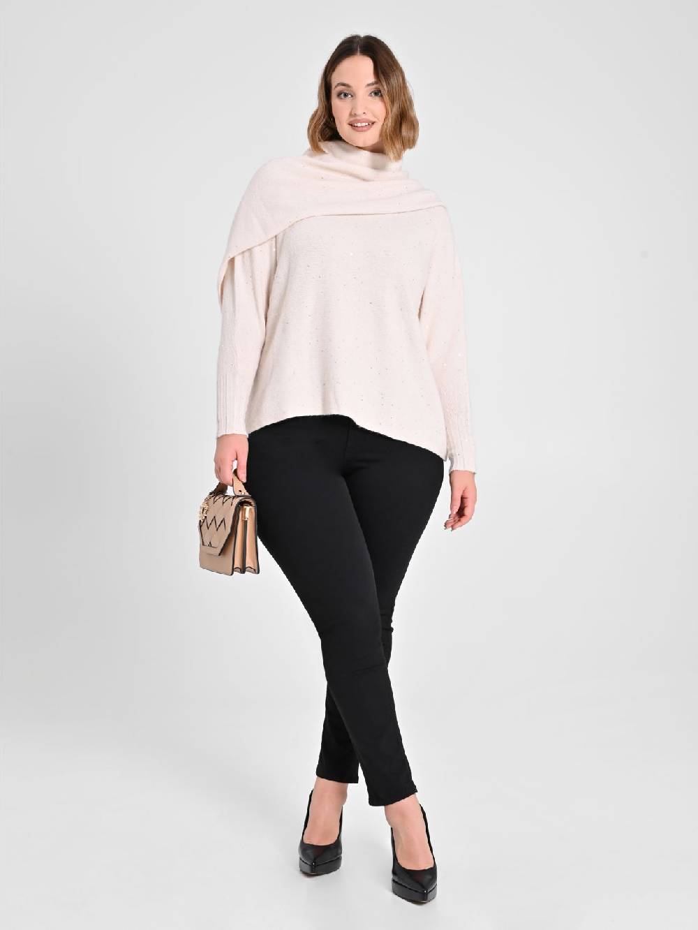 Rinascimento Collo in Maglia Curvy Scaldaspalle Beige Fino al 55% di sconto