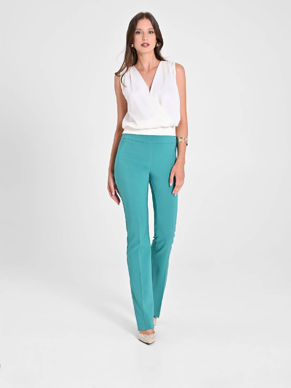 Rinascimento Pantaloni Flared in Tessuto Tecnico Verde Giada Soddisfazione Garantita