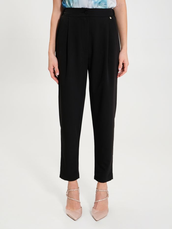 Rinascimento Pantaloni Carota con Punto Smock Offerta temporanea
