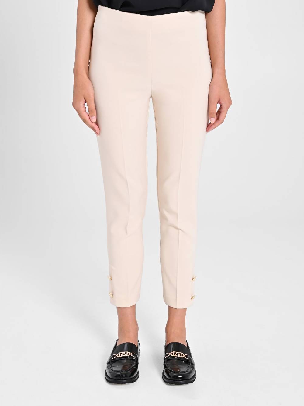 Rinascimento Pantaloni Slim in Tessuto Tecnico Beige Prezzo Ridotto