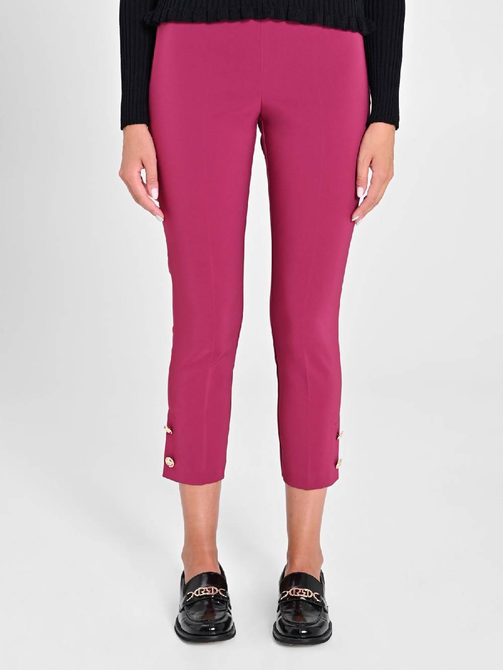Rinascimento Pantaloni Slim in Tessuto Tecnico Bordeaux Sottocosto