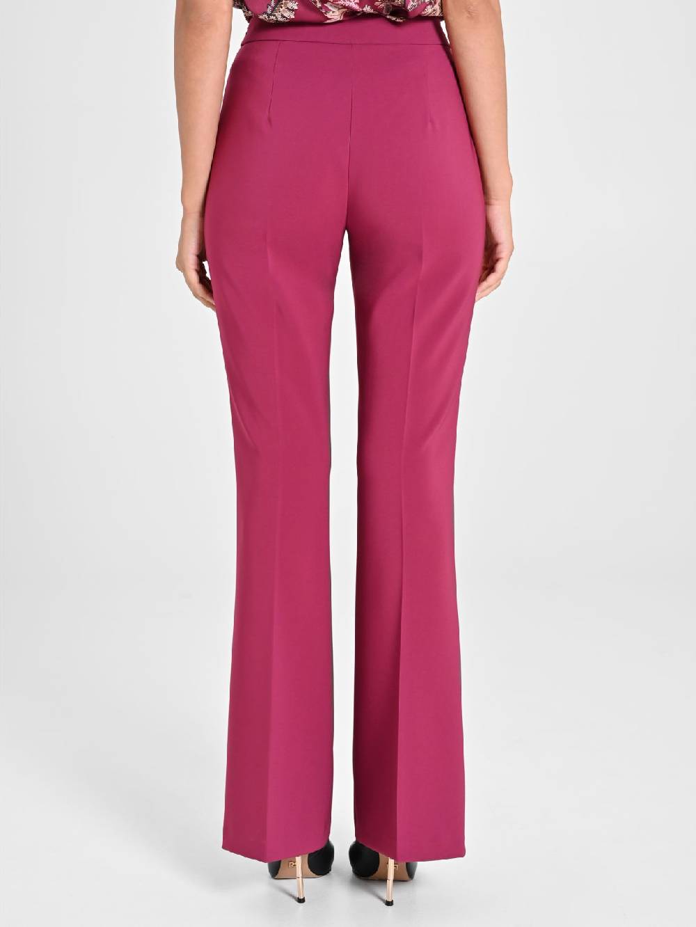 Rinascimento Pantaloni Flared in Tessuto Tecnico Bordeaux Saldi