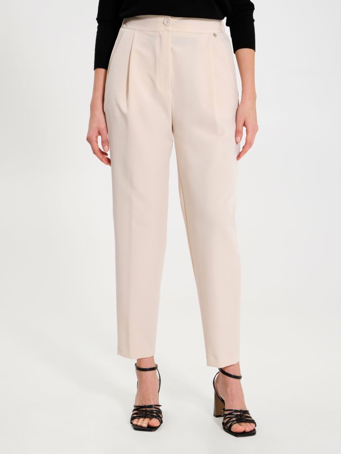 Rinascimento Pantaloni Carota con Punto Smock Beige Offerta per la Festa della Mamma
