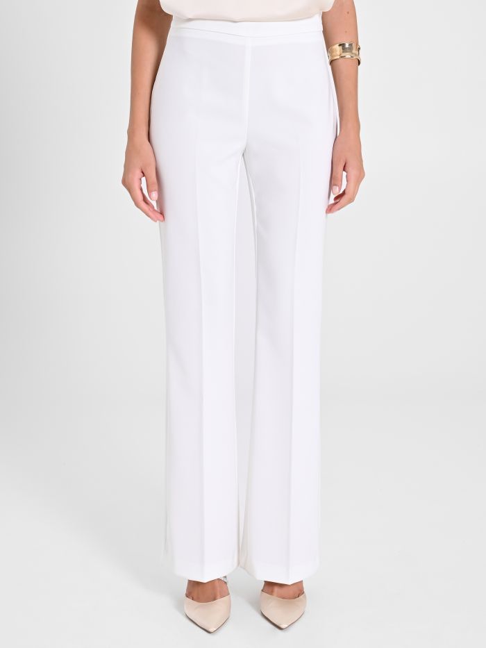 Rinascimento Pantaloni Mid Flared in Tessuto Tecnico Bianco Offerta Giorno del Papà