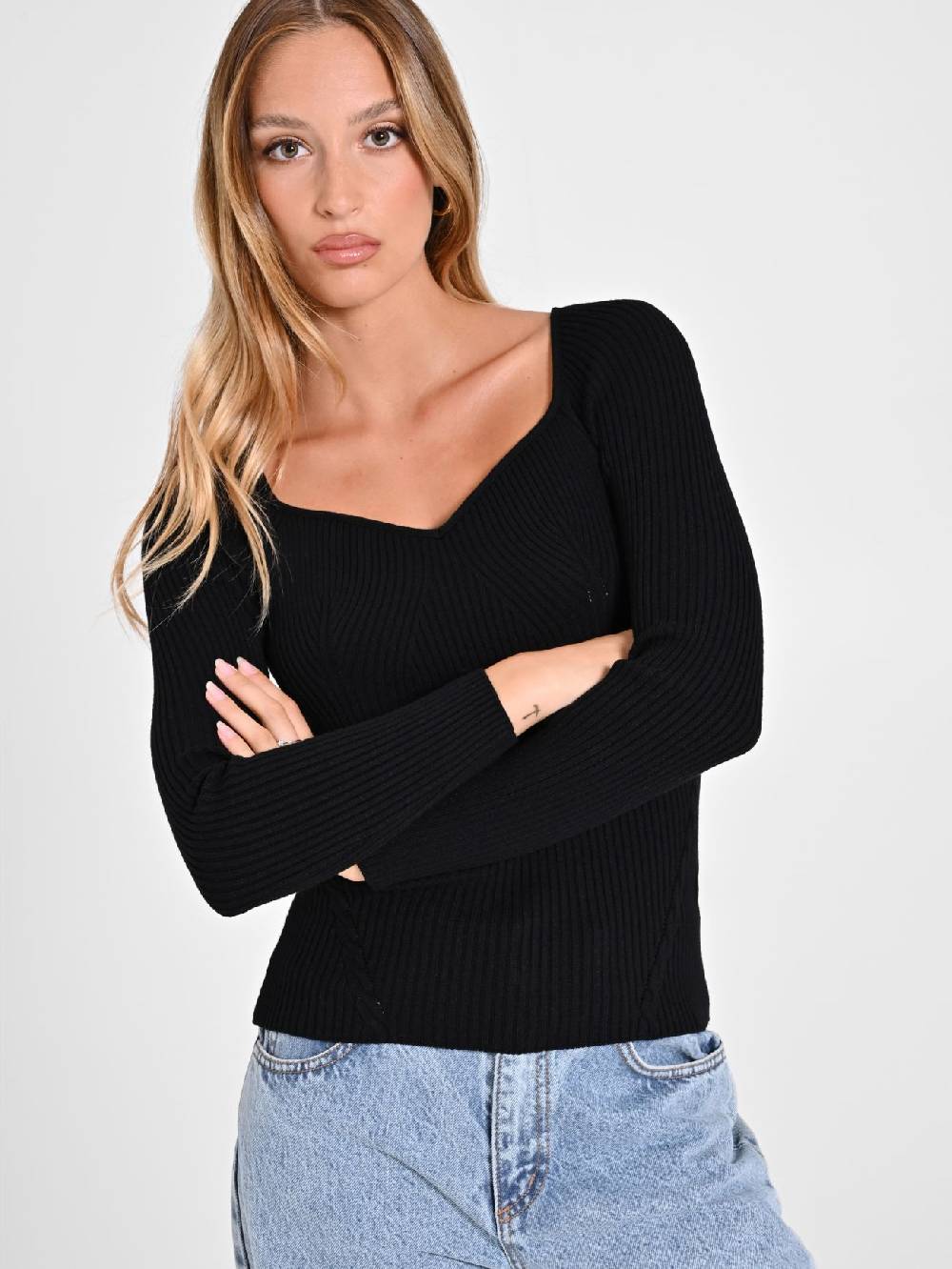 Rinascimento Maglia Nera con Scollo a Cuore Rilascio limitato