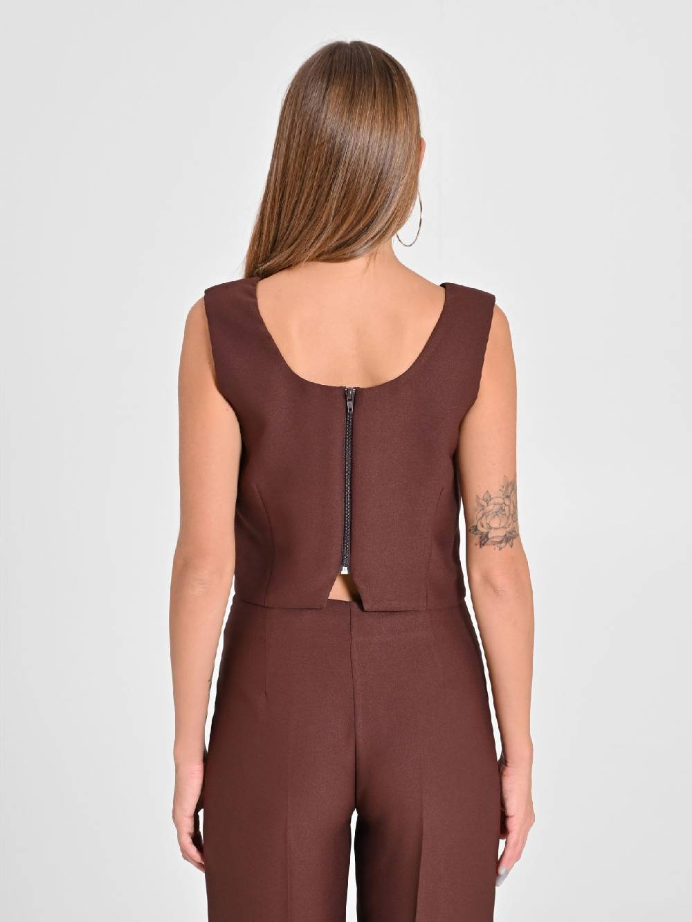 Rinascimento Top in in Envers Satin Marrone Super sconto