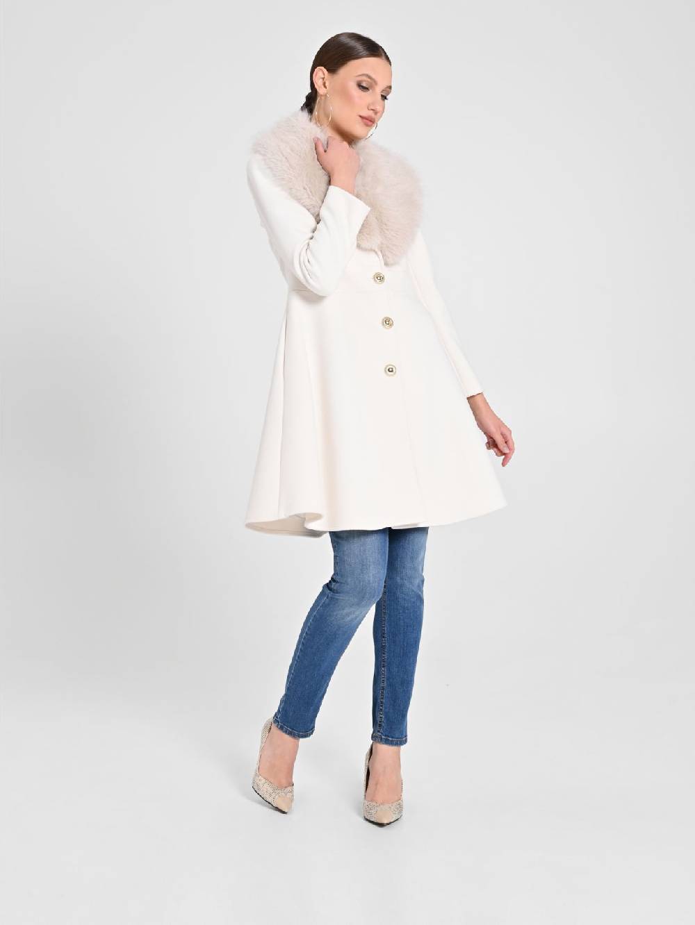 Rinascimento Cappotto Bianco con Collo effetto Pelliccia Bestseller
