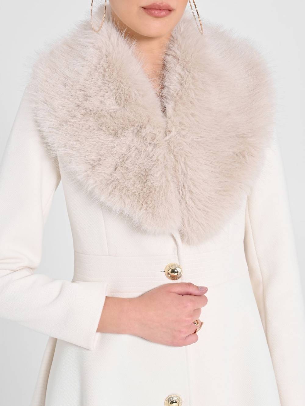 Rinascimento Cappotto Bianco con Collo effetto Pelliccia Bestseller