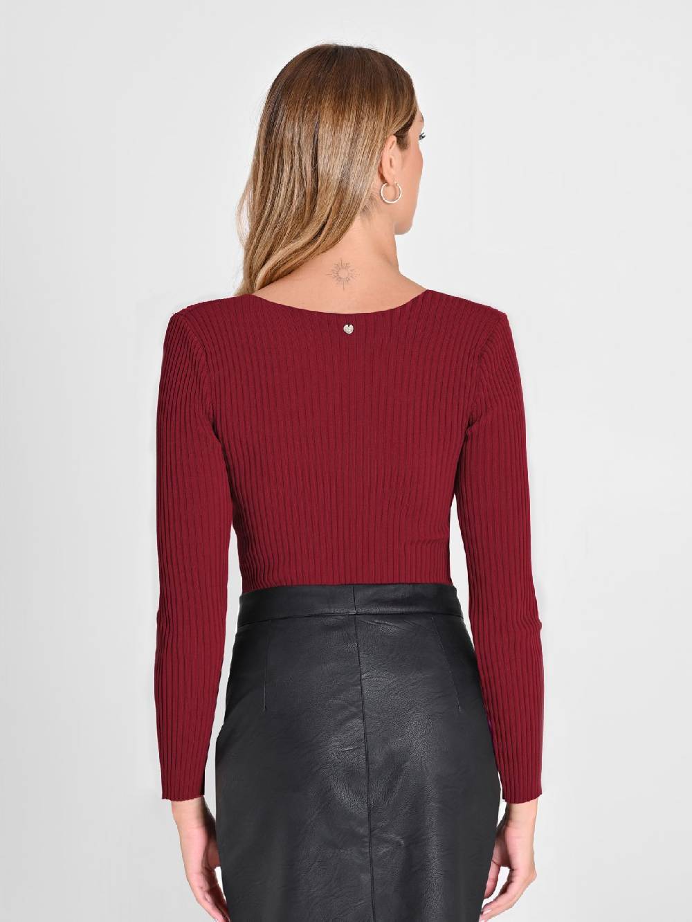 Rinascimento Maglia Bordeaux con Scollo a Cuore Latest stili