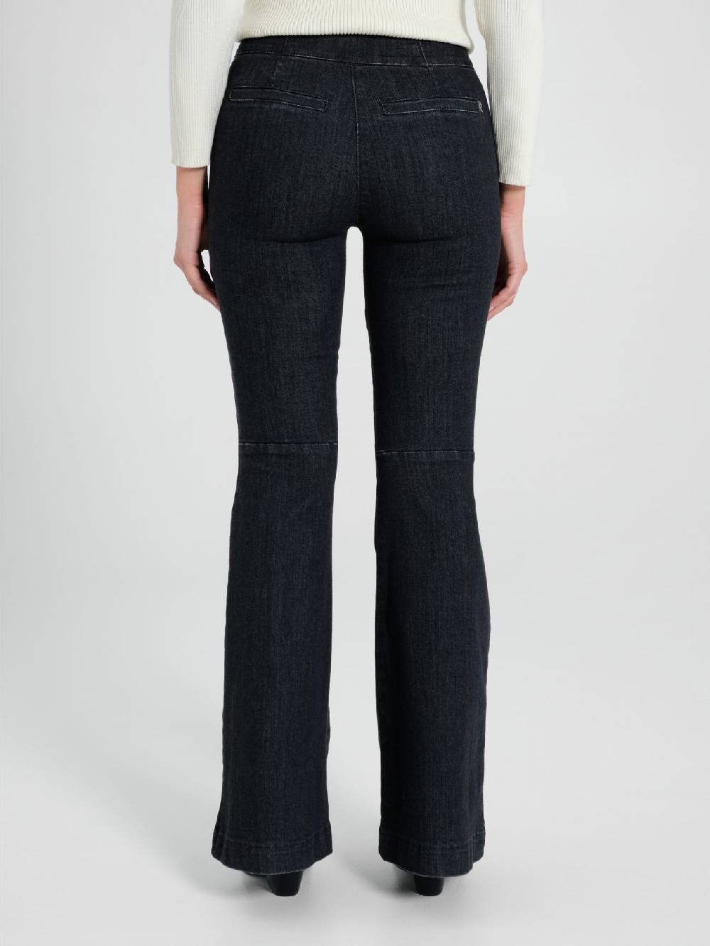 Rinascimento Jeans Neri a Zampa Fino al 65% di sconto