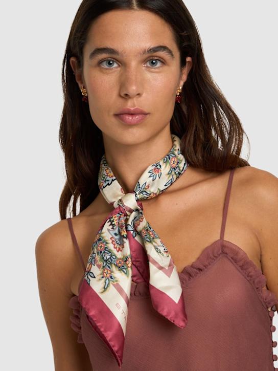 Luisaviaroma Foulard in seta stampata Affare Del Giorno