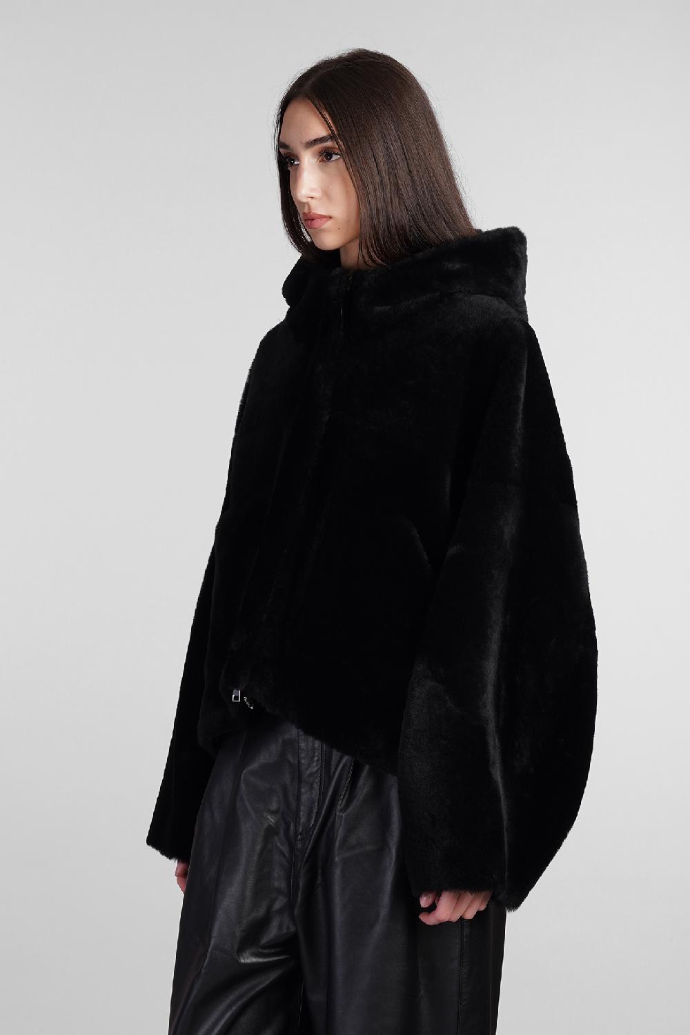 Deliberti Blancha Pelliccia in pelle nera cod. 407904 - Deliberti The Luxury Shopping Offerte