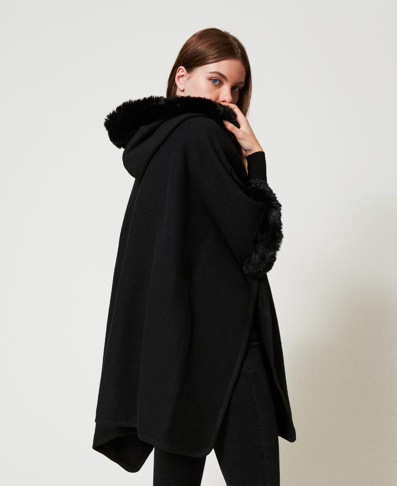 Scee by twin set Poncho in panno e faux fur Novità