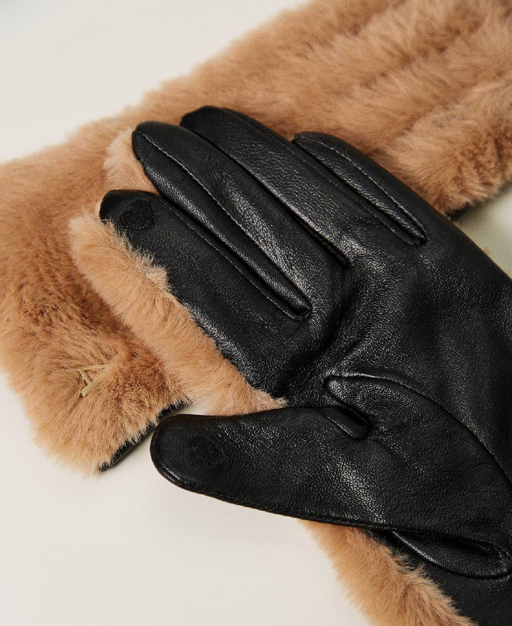 Scee by twin set Guanti in faux fur Enormi risparmi