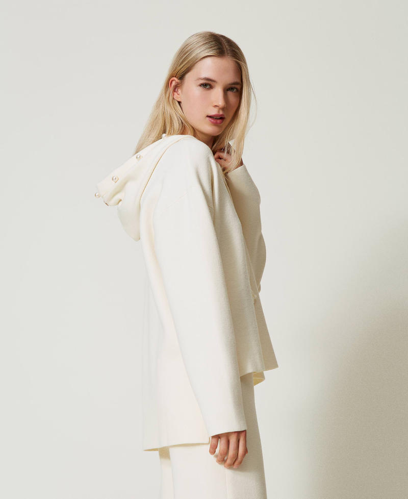 Scee by twin set Maglia con cappuccio e perle Promozione temporanea
