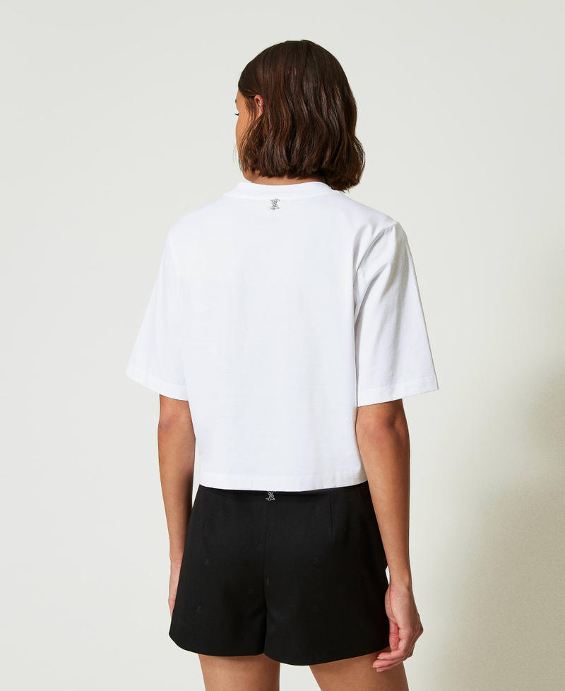 Scee by twin set T-shirt boxy MYFO con stampa e paillettes Officina
