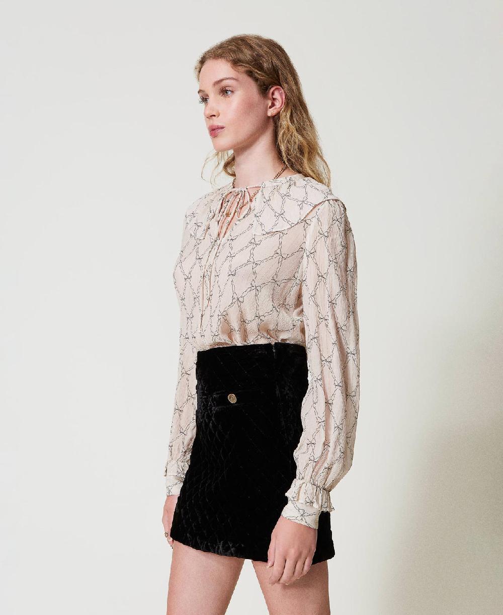 Scee by twin set Blusa in creponne con stampa fiocchi Spedizione gratuita
