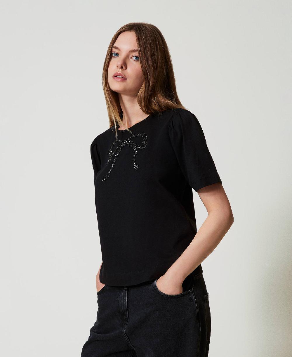 Scee by twin set T-shirt con ricamo a fiocco Fino al 50% di sconto
