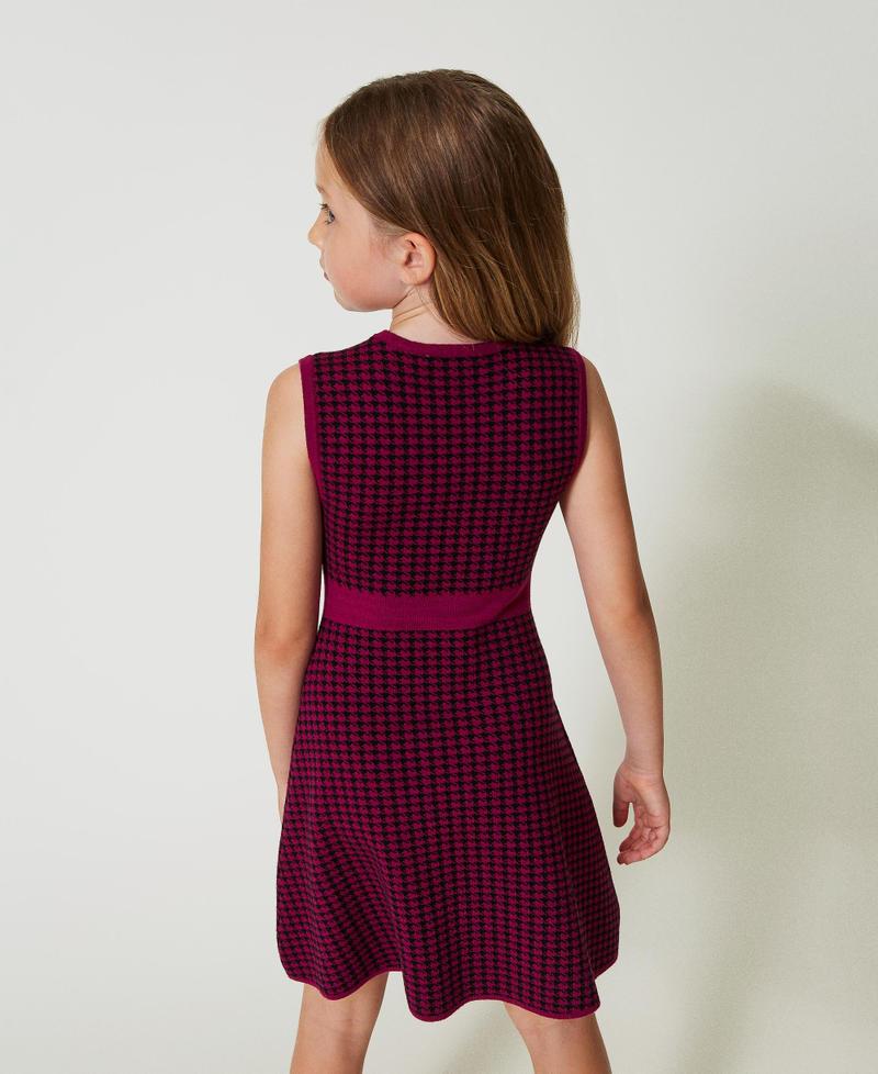 Scee by twin set Abito corto in maglia jacquard pied de poule Offerta migliore