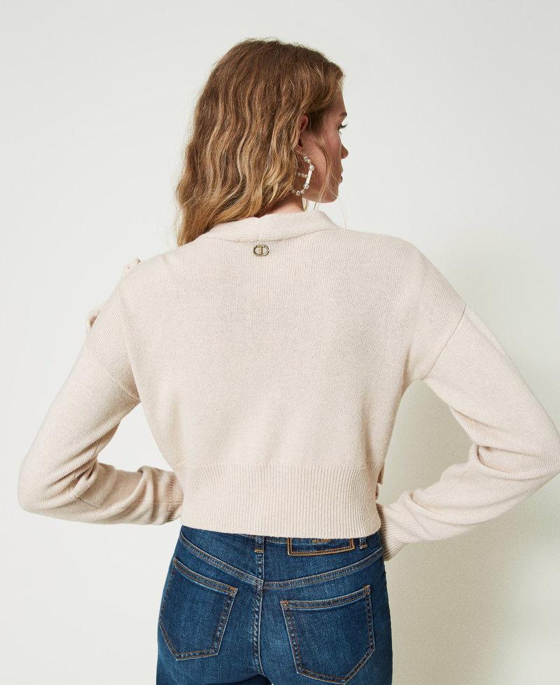Scee by twin set Cardigan in misto lana con volant Fino al 65% di sconto