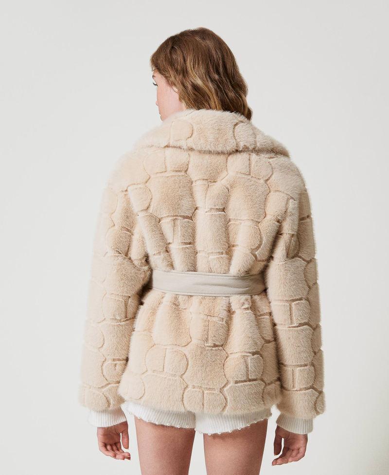 Scee by twin set Cappotto corto in faux fur con Oval T Black Friday Prezzi
