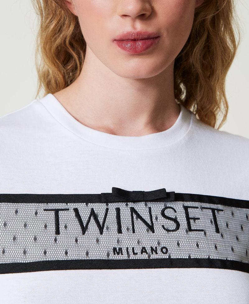 Scee by twin set T-shirt con balza in tulle e ricamo logo Shopping online