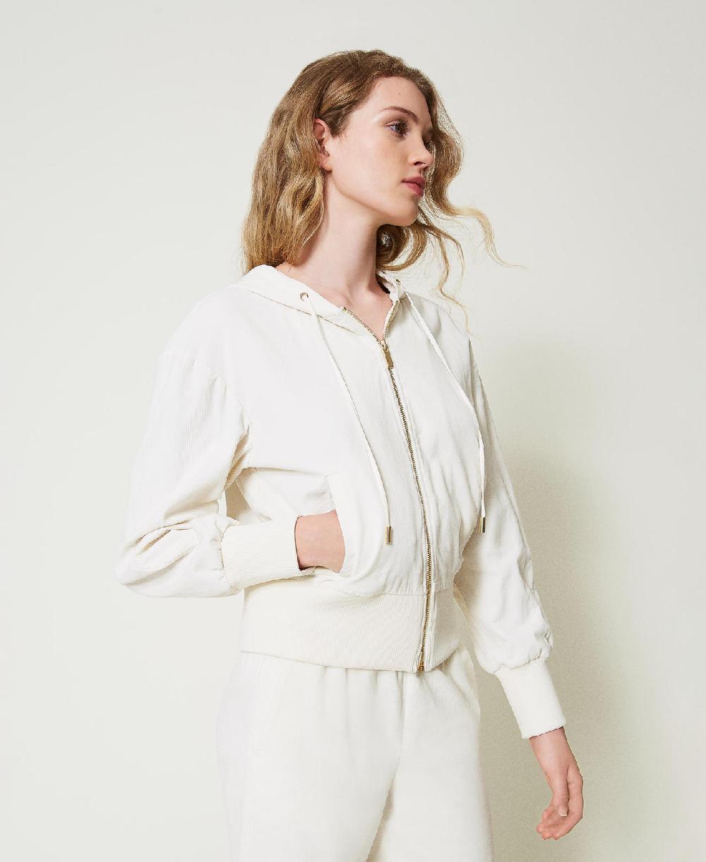 Scee by twin set Felpa in velluto con cappuccio Offerta migliore