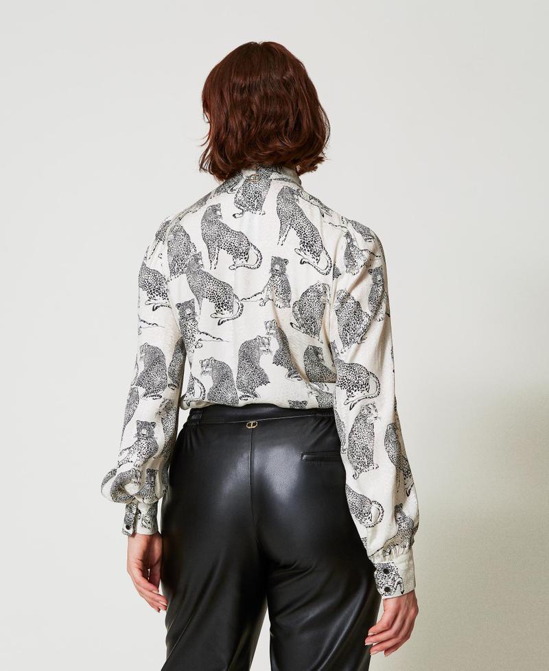 Scee by twin set Camicia jacquard con stampa giaguaro Offerte speciali