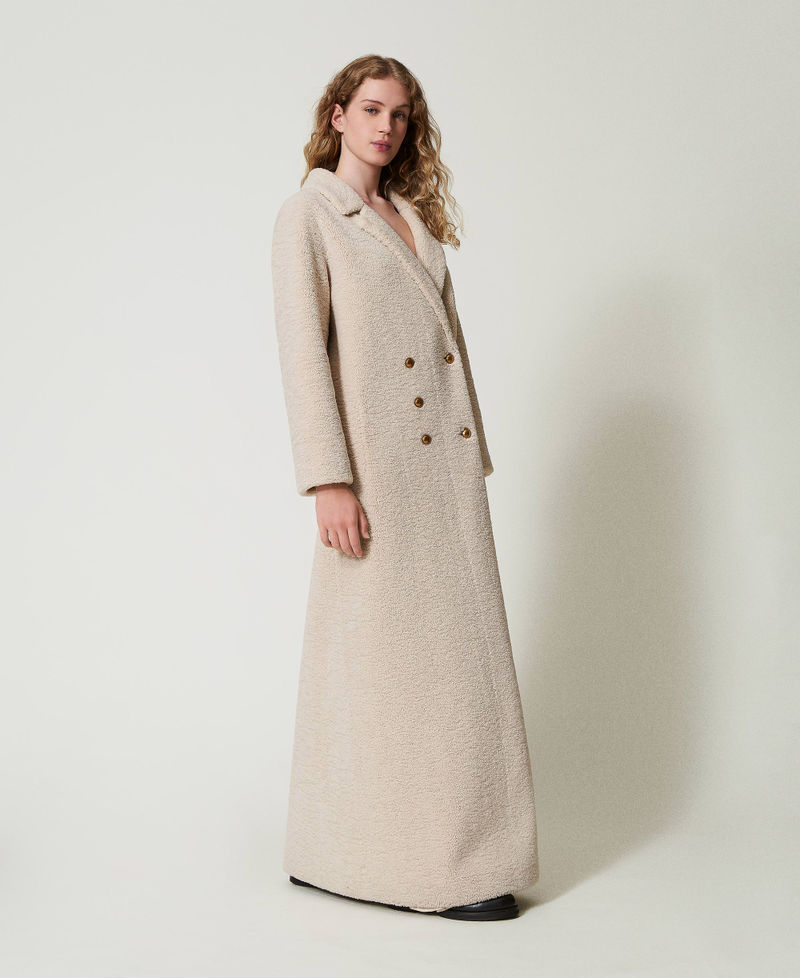 Scee by twin set Cappotto lungo doppiopetto in faux fur Sostegno trimestrale