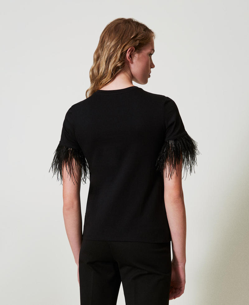 Scee by twin set T-shirt con logo Oval T e piume Shopping Online