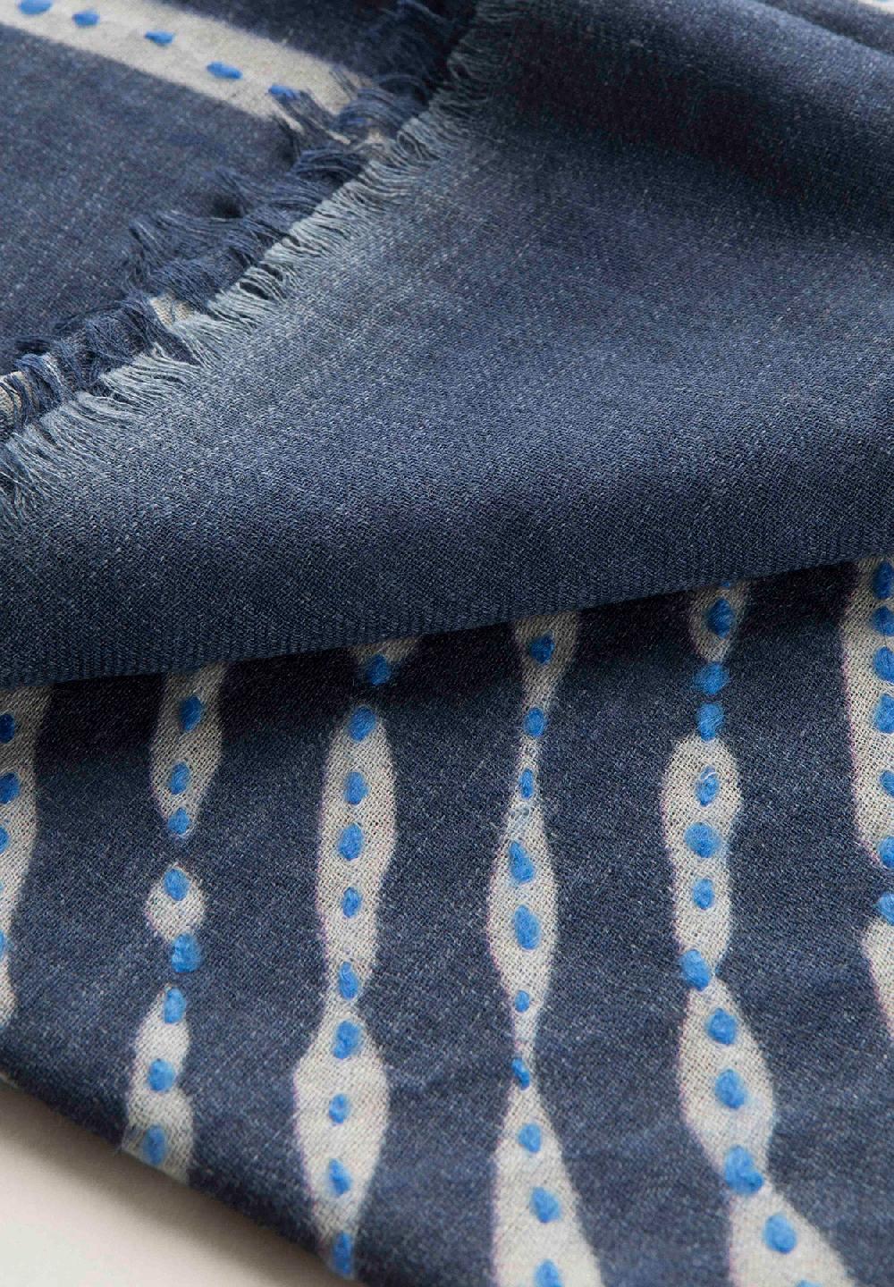 Angelico Sciarpa blu ricamo azzurro lana frange Latest fashion