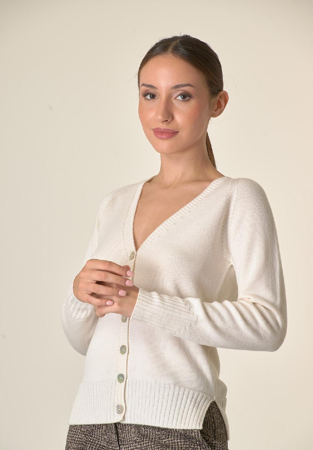 Angelico Cardigan ecrù lana merinos manica raglan Sconto