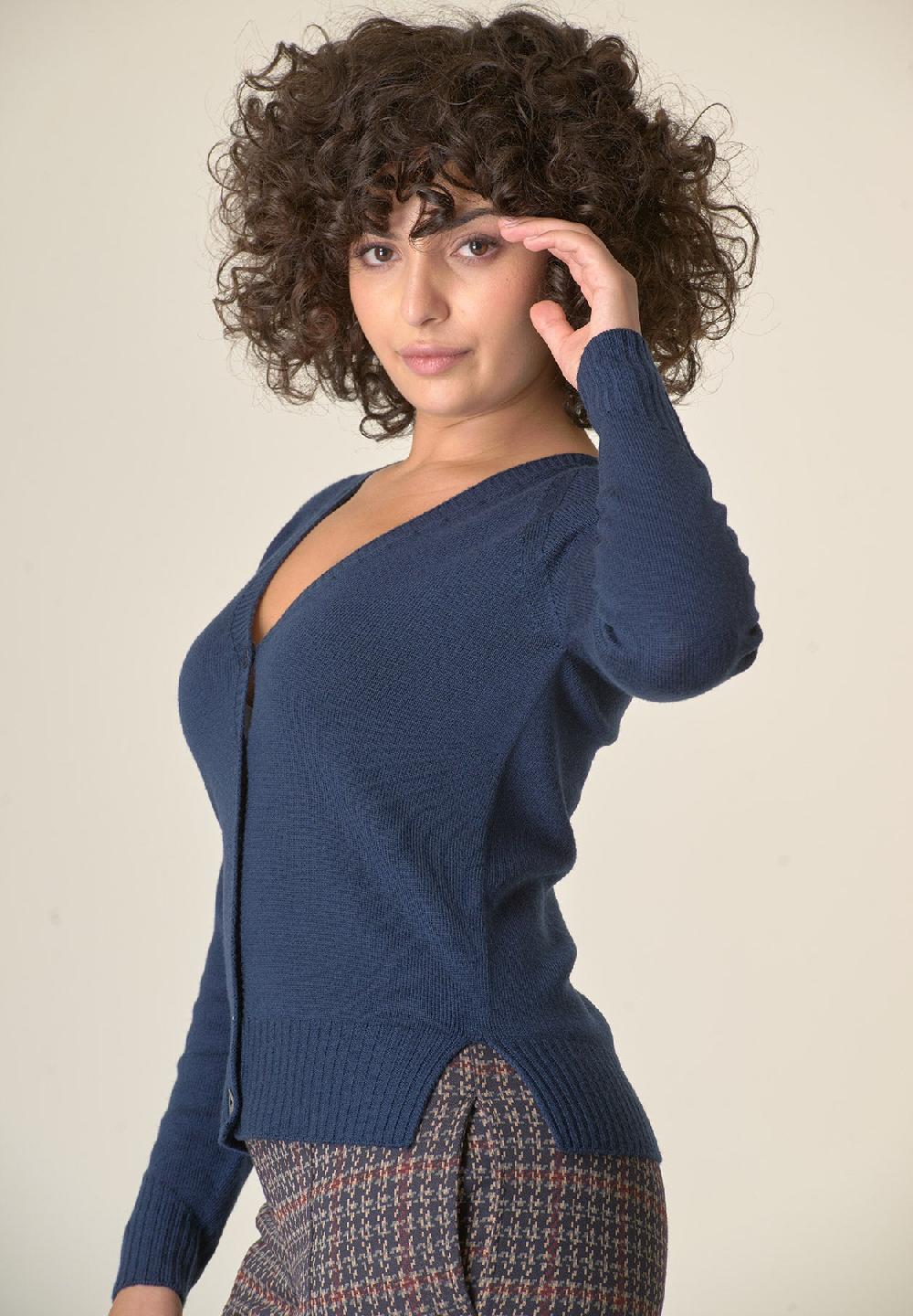 Angelico Cardigan blu lana merinos manica raglan Outlet