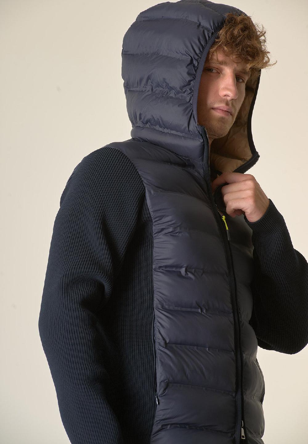 Angelico Giubbotto blu maniche maglia In Linea