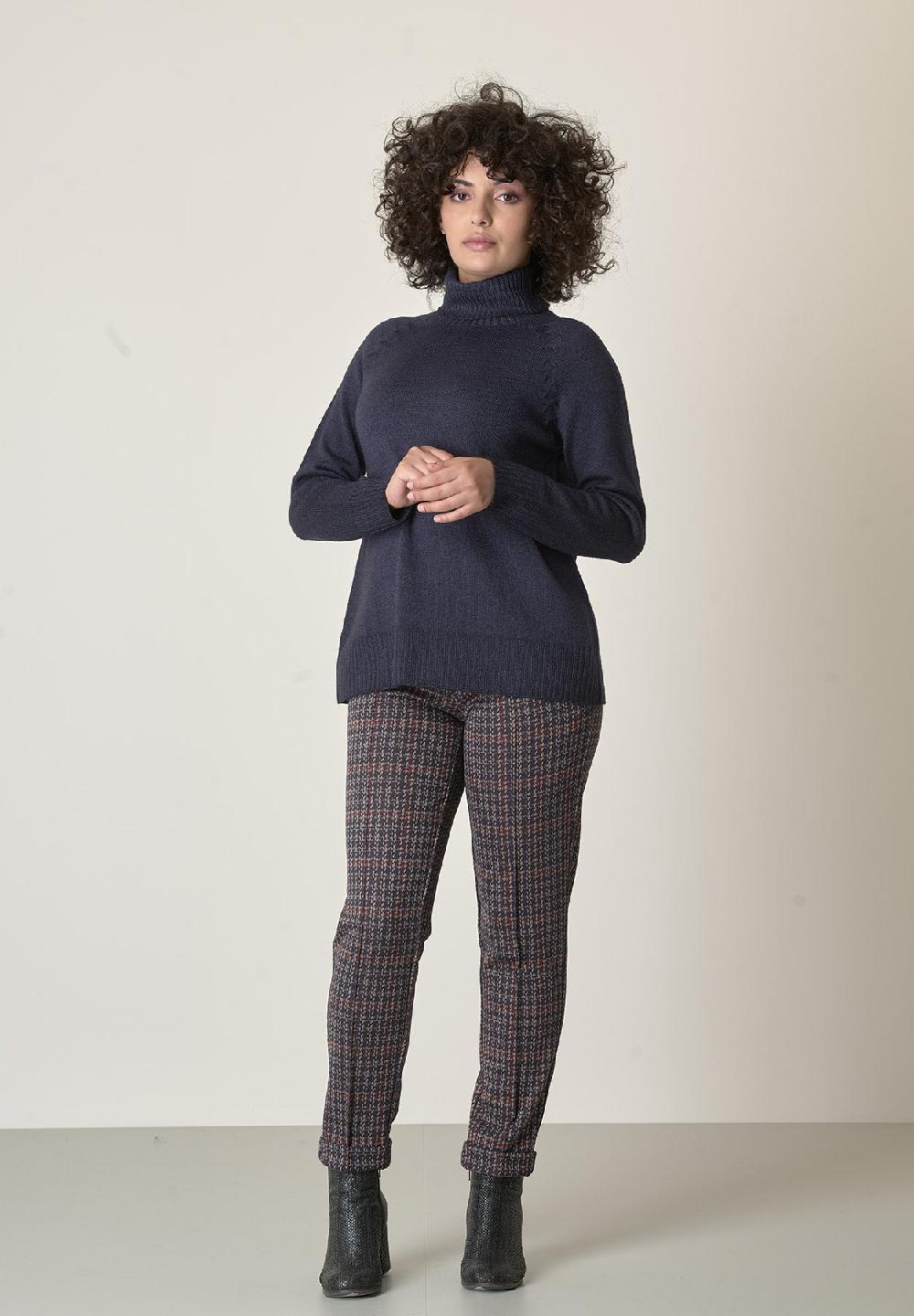 Angelico Dolcevita blu lana merinos treccia raglan Promozione temporanea